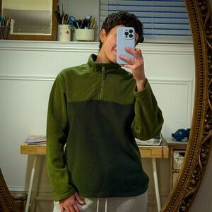 Cherokee Olive Fleece Pullover